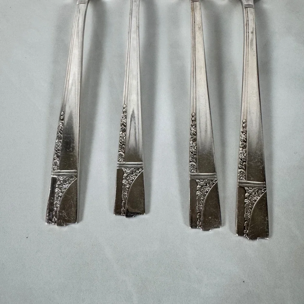 Set of 4 Oneida Nobility Plate Silver‎ Plated Dinner Forks Caprice Floral Lot 1